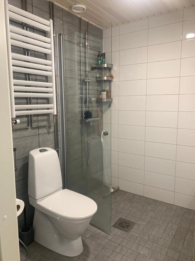 Modern One Bedroom Apartment Nearby Airport Vanda Eksteriør bilde