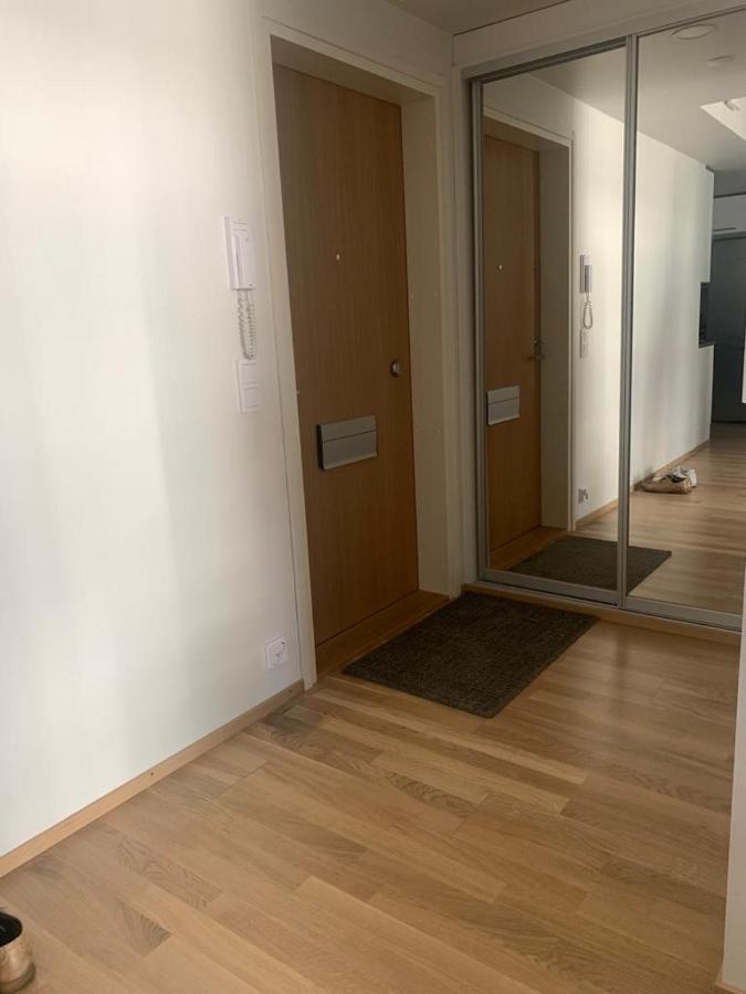 Modern One Bedroom Apartment Nearby Airport Vanda Eksteriør bilde